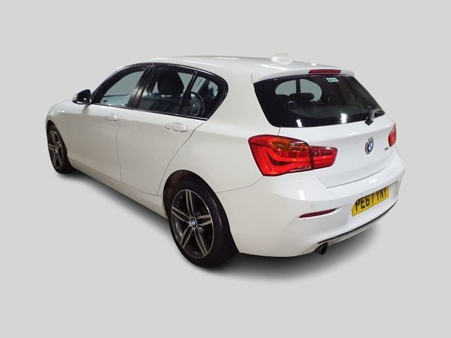 2017 BMW 1 SERIES - Photo 4