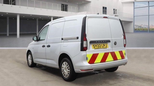 2022 VOLKSWAGEN CADDY - Photo 3