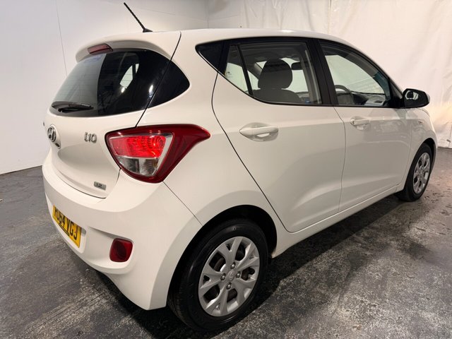 2015 HYUNDAI I10 - Photo 6