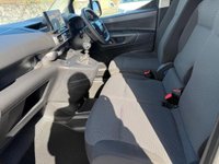 VAUXHALL COMBO — thumbnail 31 of 48