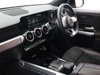 USED 2022 72 MERCEDES-BENZ GLB 2.0 GLB220d AMG Line SUV 5dr Diesel 8G-DCT 4MATIC Euro 6 (s/s) (190 ps) REVERSE CAM | HEATED SEATS