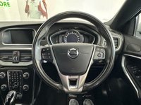USED 2019 19 VOLVO V40 1.5 T3 R-Design Edition Hatchback 5dr Petrol Auto Euro 6 (s/s) (152 ps) 