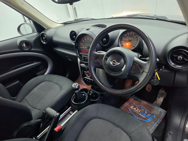 View our MINI COUNTRYMAN