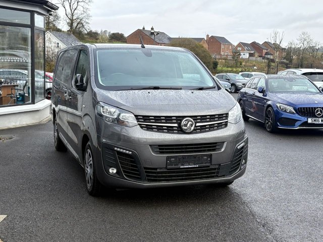 2022 VAUXHALL VIVARO - Photo 3
