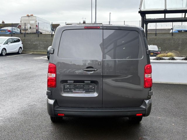 2022 VAUXHALL VIVARO - Photo 7