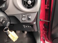 USED 2019 69 TOYOTA YARIS 1.5 VVT-i Icon Tech Hatchback 5dr Petrol Manual Euro 6 (111 ps) ONLY 3,867 MILES FROM NEW