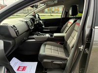 USED 2021 71 CITROEN C5 AIRCROSS 1.6 13.2kWh Shine SUV 5dr Petrol Plug-in Hybrid e-EAT8 Euro 6 (s/s) (225 ps) 1 OWNER FROM NEW* 2 STAMP SERVICE HISTORY* AUTOMATIC* PADDLE SHIFT* PARKING SENSORS* REVERSING CAMERA* CRUISE CONTROL* ELECTRIC HANDBRAKE* SPORT / ELECTRIC / HYBRID MODE