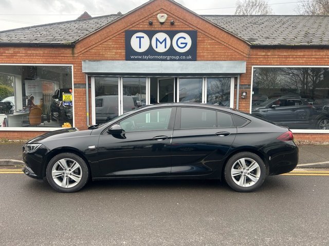 View our Vauxhall Insignia range
