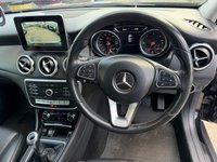 USED 2017 17 MERCEDES-BENZ GLA 2.1 GLA200d SE SUV 5dr Diesel Manual Euro 6 (s/s) (136 ps) 