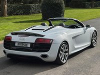 USED 2012 12 AUDI R8 5.2 FSI V10 Spyder 2dr Petrol R Tronic quattro Euro 5 (525 ps) 