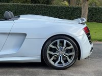 USED 2012 12 AUDI R8 5.2 FSI V10 Spyder 2dr Petrol R Tronic quattro Euro 5 (525 ps) 