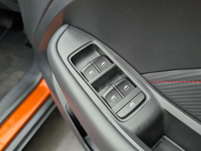 USED 2024 24 MG ZS 1.0 MG ZS Exclusive TGDi Auto 5dr CLICK & COLLECT/ HOME DELIVERY