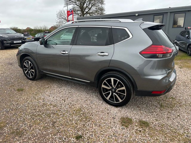 2019 NISSAN X-TRAIL - Photo 10