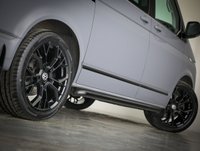 USED 2021 21 VOLKSWAGEN CARAVELLE 2.0 BiTDI Executive MPV 5dr Diesel DSG Euro 6 (s/s) (204 ps) ***VAT QUALIFYING***