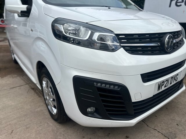 2021 VAUXHALL VIVARO - Photo 9