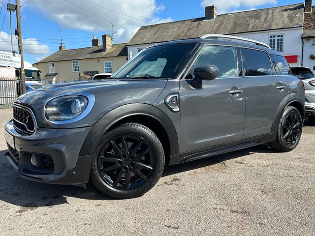 View our MINI COUNTRYMAN