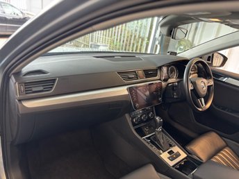 View our SKODA SUPERB