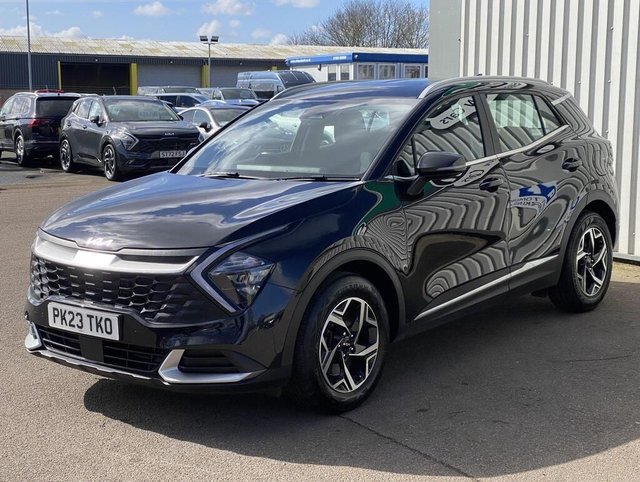 View our KIA SPORTAGE