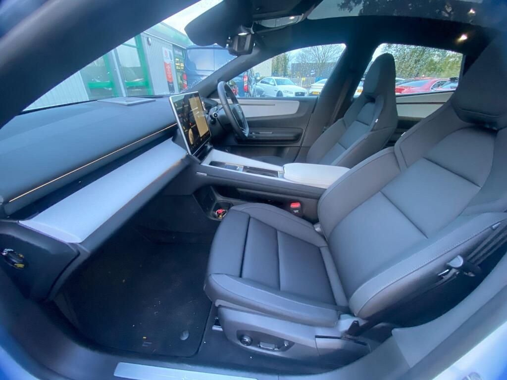 USED 2025 25 POLESTAR Polestar 4 Dual Motor 100kWh Long Range Plus SUV 5dr Electric Auto 4WD (544 ps) CAMERA+CARPLAY+NAV+F/R SENSORS