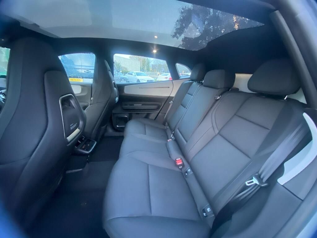 USED 2025 25 POLESTAR Polestar 4 Dual Motor 100kWh Long Range Plus SUV 5dr Electric Auto 4WD (544 ps) CAMERA+CARPLAY+NAV+F/R SENSORS