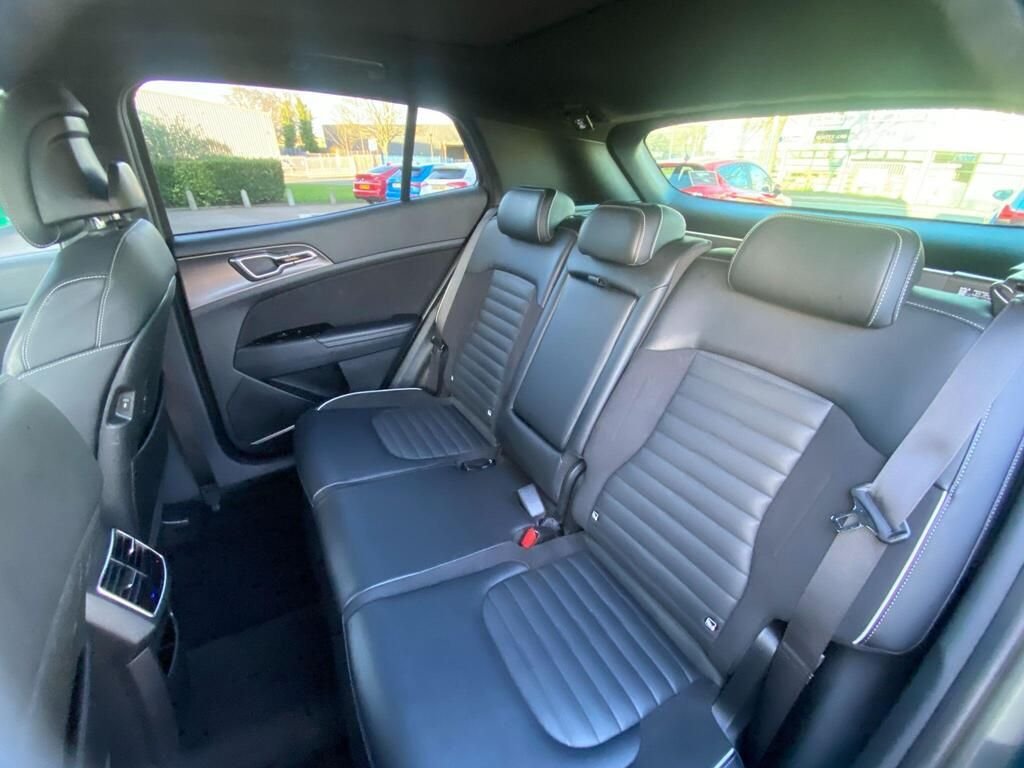 USED 2023 72 KIA SPORTAGE 1.6 T-GDi MHEV GT-Line S SUV 5dr Petrol Hybrid DCT AWD Euro 6 (s/s) (148 bhp) PANROOF+F/R SENSORS+CAMERA+H&K