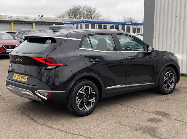 View our KIA SPORTAGE