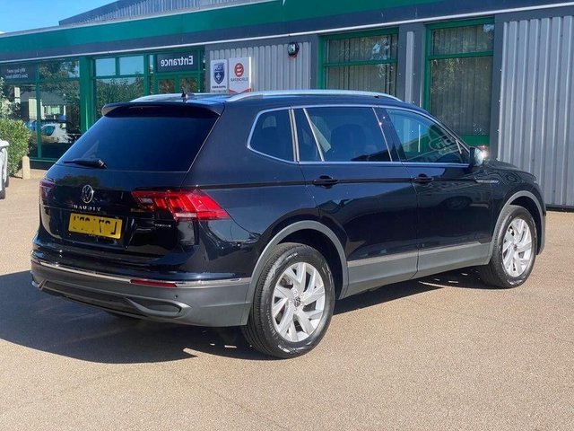 View our VOLKSWAGEN TIGUAN ALLSPACE