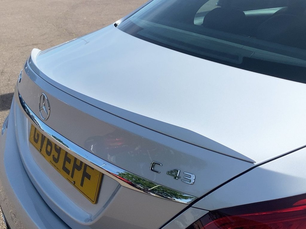 USED 2019 69 MERCEDES-BENZ C-CLASS 3.0 C43 V6 AMG (Premium) Saloon 4dr Petrol G-Tronic+ 4MATIC Euro 6 (s/s) (390 ps) COMAND SATNAV+PARK ASSIST+FSH