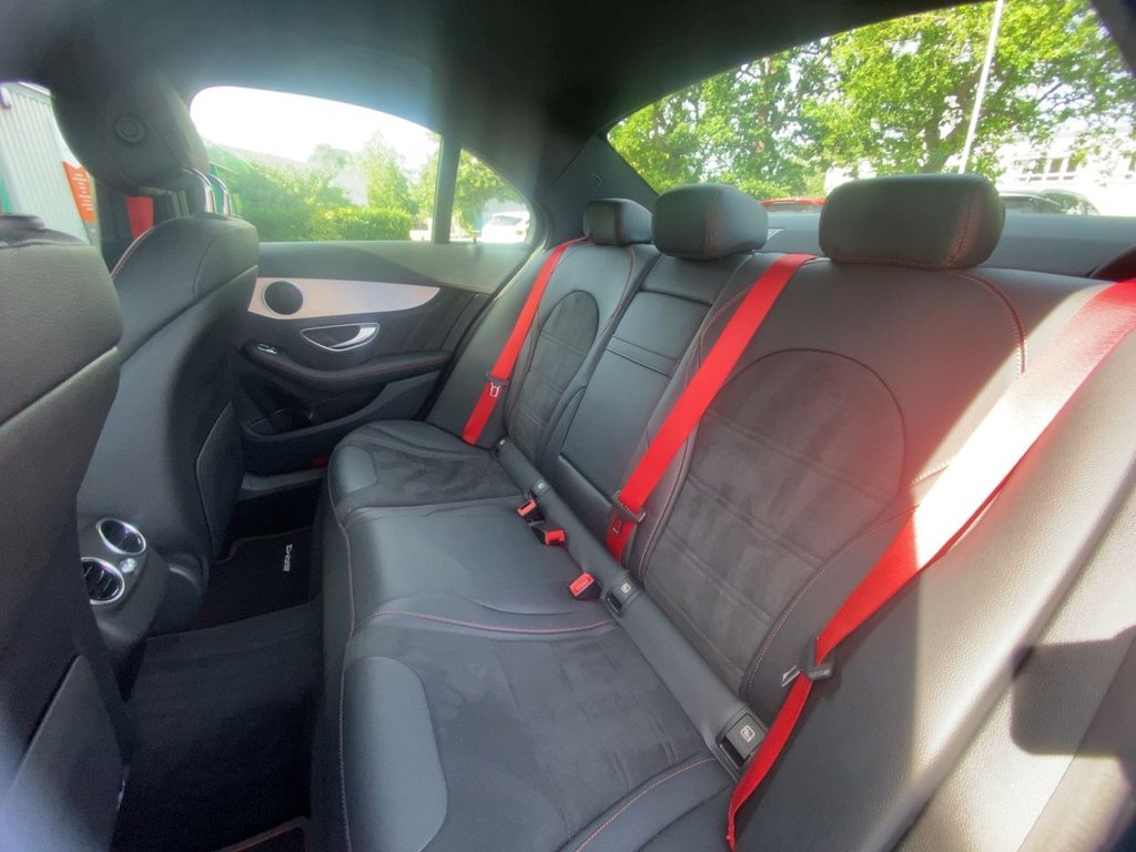 USED 2019 69 MERCEDES-BENZ C-CLASS 3.0 C43 V6 AMG (Premium) Saloon 4dr Petrol G-Tronic+ 4MATIC Euro 6 (s/s) (390 ps) COMAND SATNAV+PARK ASSIST+FSH