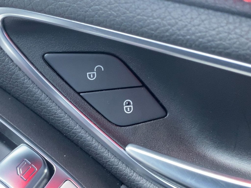 USED 2019 69 MERCEDES-BENZ C-CLASS 3.0 C43 V6 AMG (Premium) Saloon 4dr Petrol G-Tronic+ 4MATIC Euro 6 (s/s) (390 ps) COMAND SATNAV+PARK ASSIST+FSH