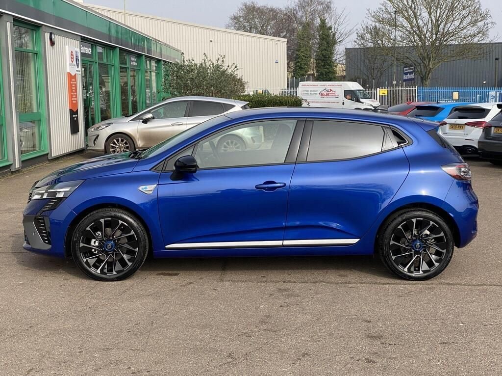 USED 2025 75 RENAULT CLIO 1.6 E-TECH esprit Alpine Hatchback 5dr Petrol Hybrid Auto Euro 6 (s/s) (145 ps) CARPLAY+NAV+CAMERA+HEATED SEAT