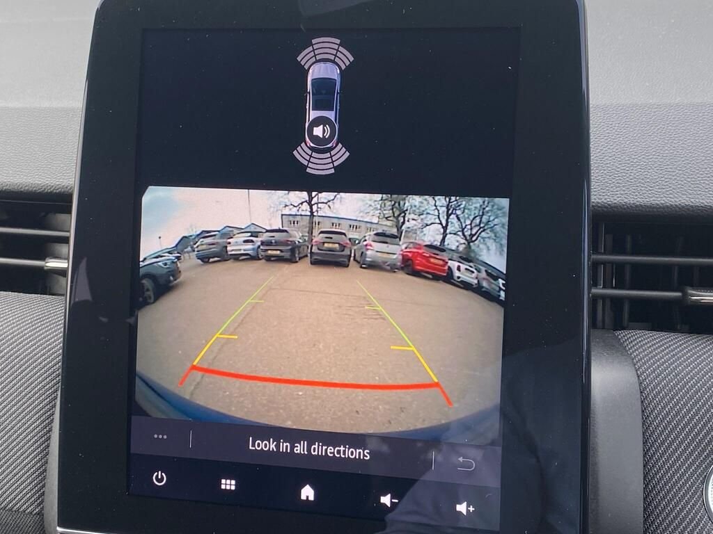 USED 2025 75 RENAULT CLIO 1.6 E-TECH esprit Alpine Hatchback 5dr Petrol Hybrid Auto Euro 6 (s/s) (145 ps) CARPLAY+NAV+CAMERA+HEATED SEAT