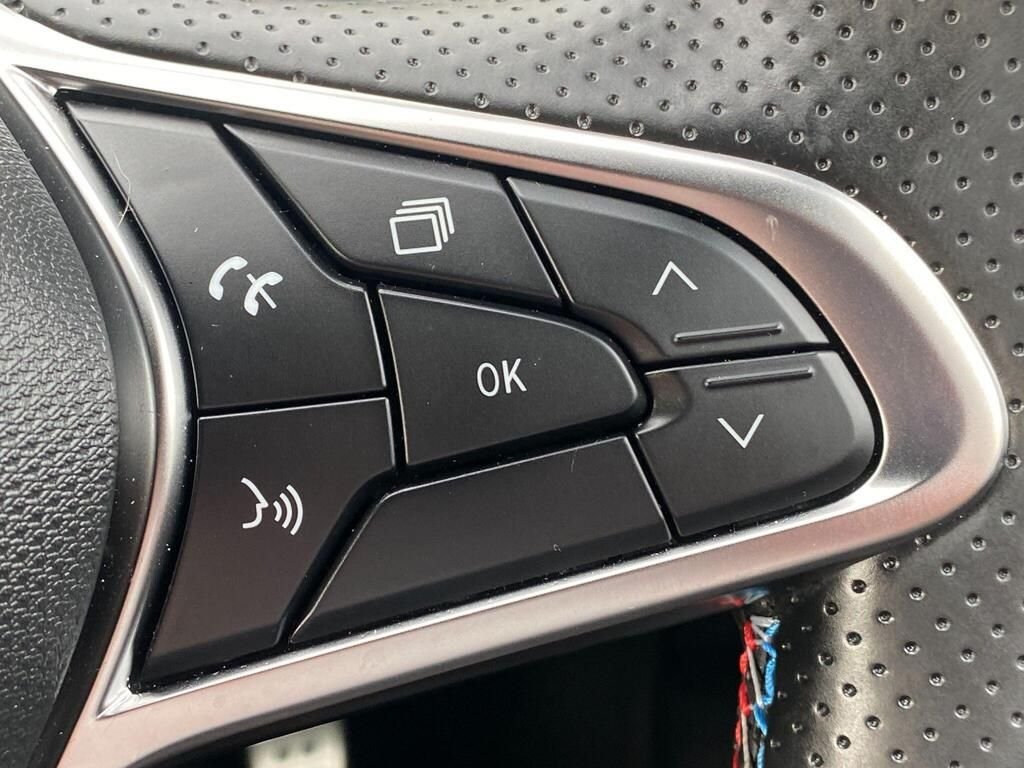 USED 2025 75 RENAULT CLIO 1.6 E-TECH esprit Alpine Hatchback 5dr Petrol Hybrid Auto Euro 6 (s/s) (145 ps) CARPLAY+NAV+CAMERA+HEATED SEAT