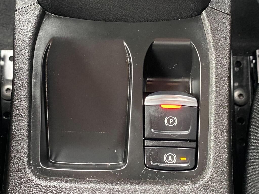 USED 2025 75 RENAULT CLIO 1.6 E-TECH esprit Alpine Hatchback 5dr Petrol Hybrid Auto Euro 6 (s/s) (145 ps) CARPLAY+NAV+CAMERA+HEATED SEAT