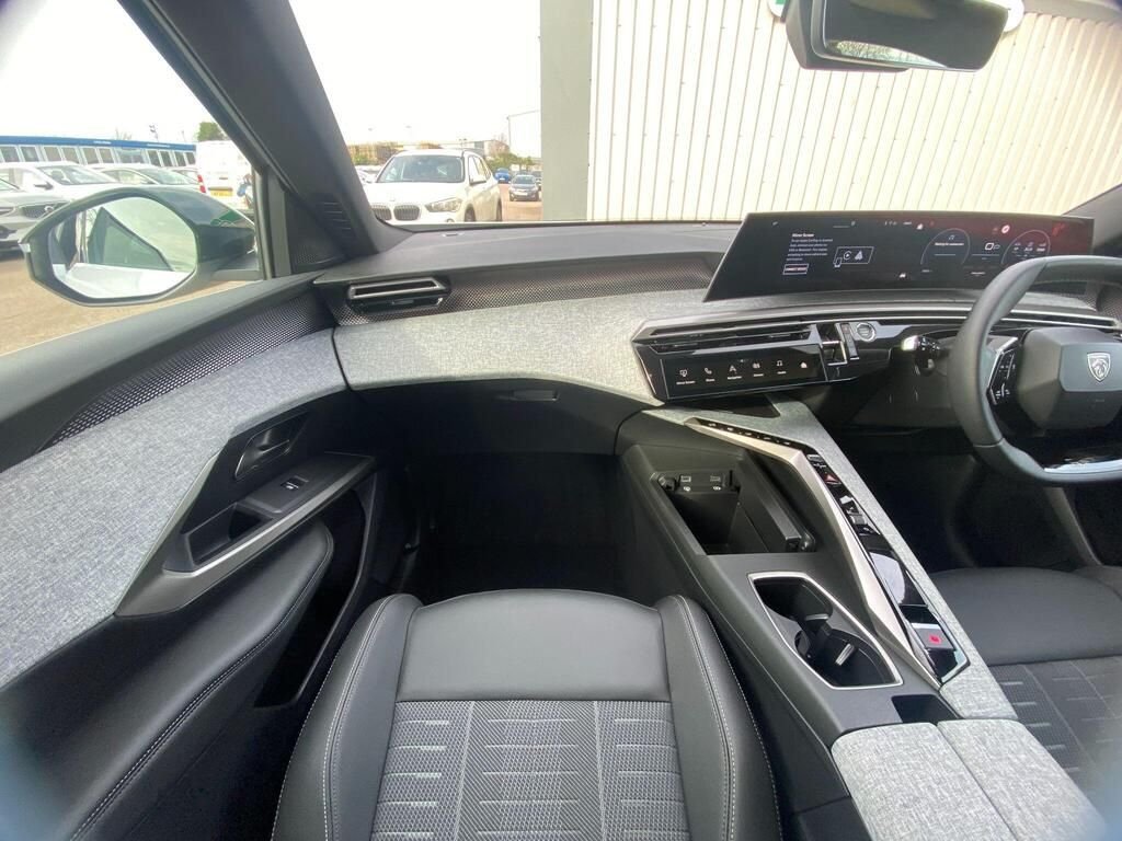 USED 2026 75 PEUGEOT 3008 1.2 HYBRID GT SUV 5dr Petrol Hybrid e-DSC6 Euro 6 (s/s) (145 ps) CARPLAY+NAV+F/R SENSORS+CRUISE