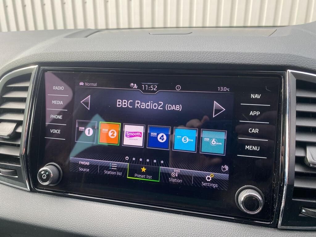 USED 2023 72 SKODA KAROQ 1.5 TSI ACT SE L SUV 5dr Petrol DSG Euro 6 (s/s) (150 ps) *CHROME&PARKING PACKS+CARPLAY*
