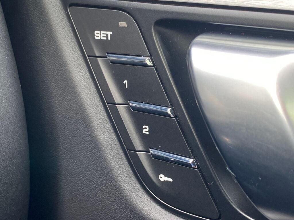 USED 2022 71 PORSCHE MACAN 2.9T V6 S SUV 5dr Petrol PDK 4WD Euro 6 (s/s) (380 ps) &pound;15k SPEC+PORSCHE FSH+PAN ROOF