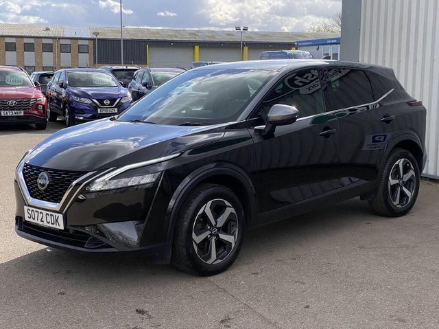 View our NISSAN QASHQAI