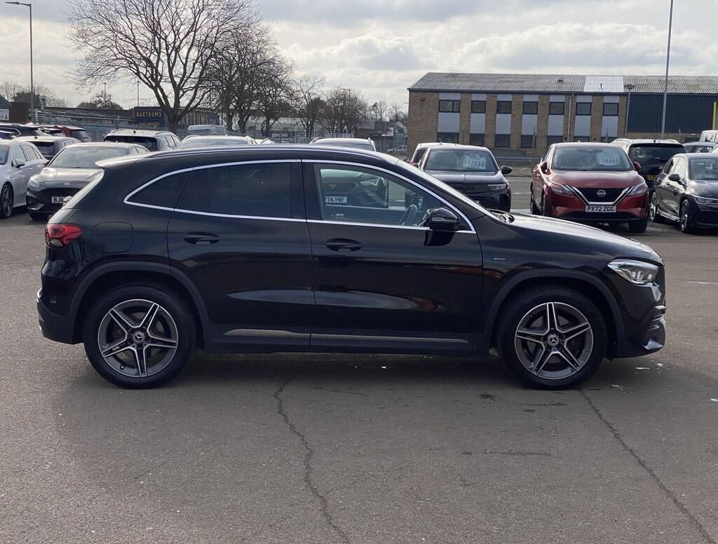 USED 2020 70 MERCEDES-BENZ GLA 1.3 GLA250e 15.6kWh Exclusive Edition SUV 5dr Petrol Plug-in Hybrid 8G-DCT Euro 6 (s/s) (218 ps) AMG&COMFORT&LIGHT&MIRROR PACKS