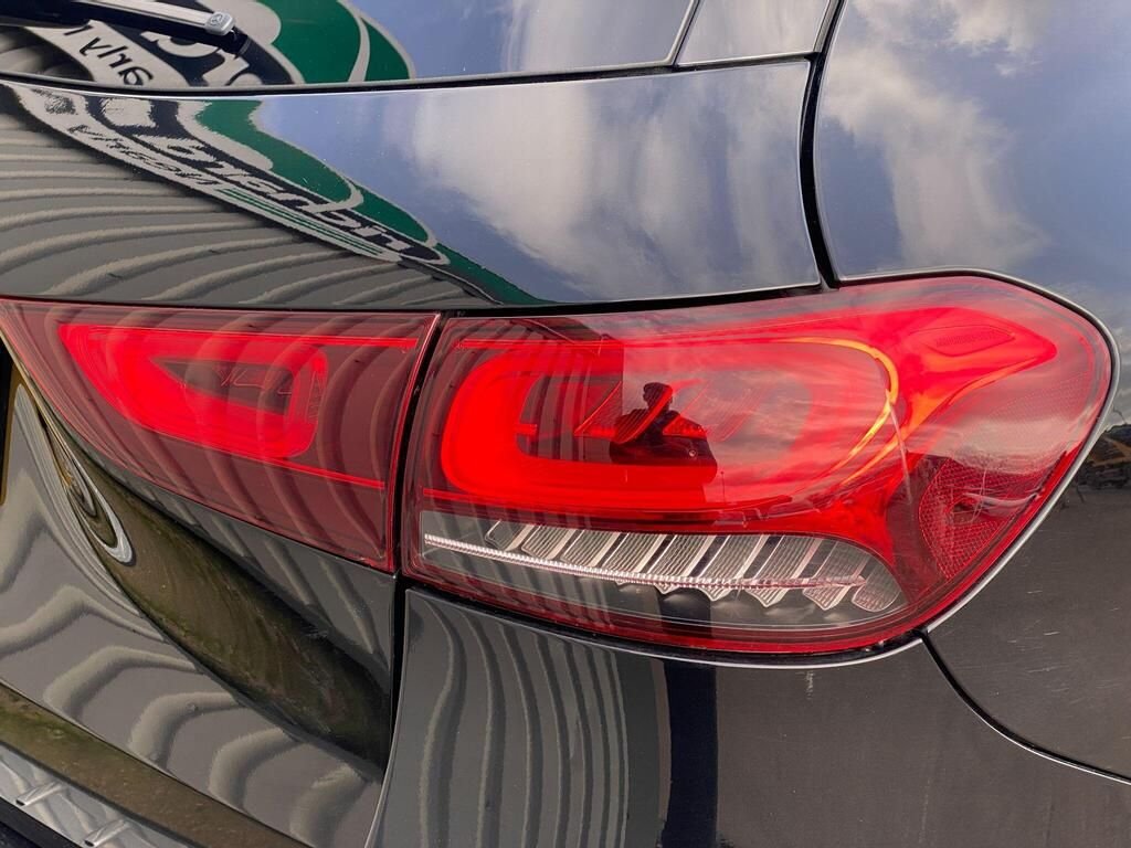 USED 2020 70 MERCEDES-BENZ GLA 1.3 GLA250e 15.6kWh Exclusive Edition SUV 5dr Petrol Plug-in Hybrid 8G-DCT Euro 6 (s/s) (218 ps) AMG&COMFORT&LIGHT&MIRROR PACKS
