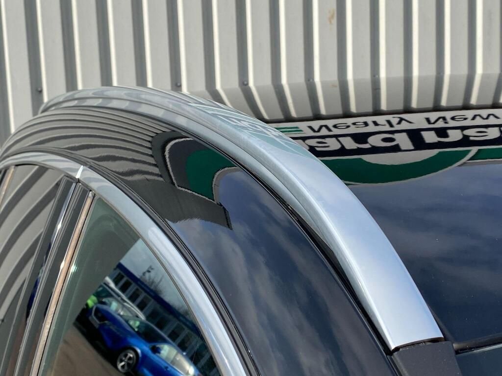 USED 2020 70 MERCEDES-BENZ GLA 1.3 GLA250e 15.6kWh Exclusive Edition SUV 5dr Petrol Plug-in Hybrid 8G-DCT Euro 6 (s/s) (218 ps) AMG&COMFORT&LIGHT&MIRROR PACKS