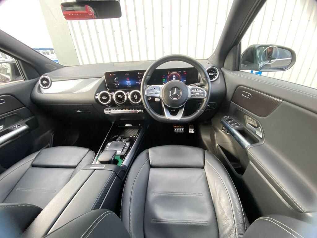 USED 2020 70 MERCEDES-BENZ GLA 1.3 GLA250e 15.6kWh Exclusive Edition SUV 5dr Petrol Plug-in Hybrid 8G-DCT Euro 6 (s/s) (218 ps) AMG&COMFORT&LIGHT&MIRROR PACKS