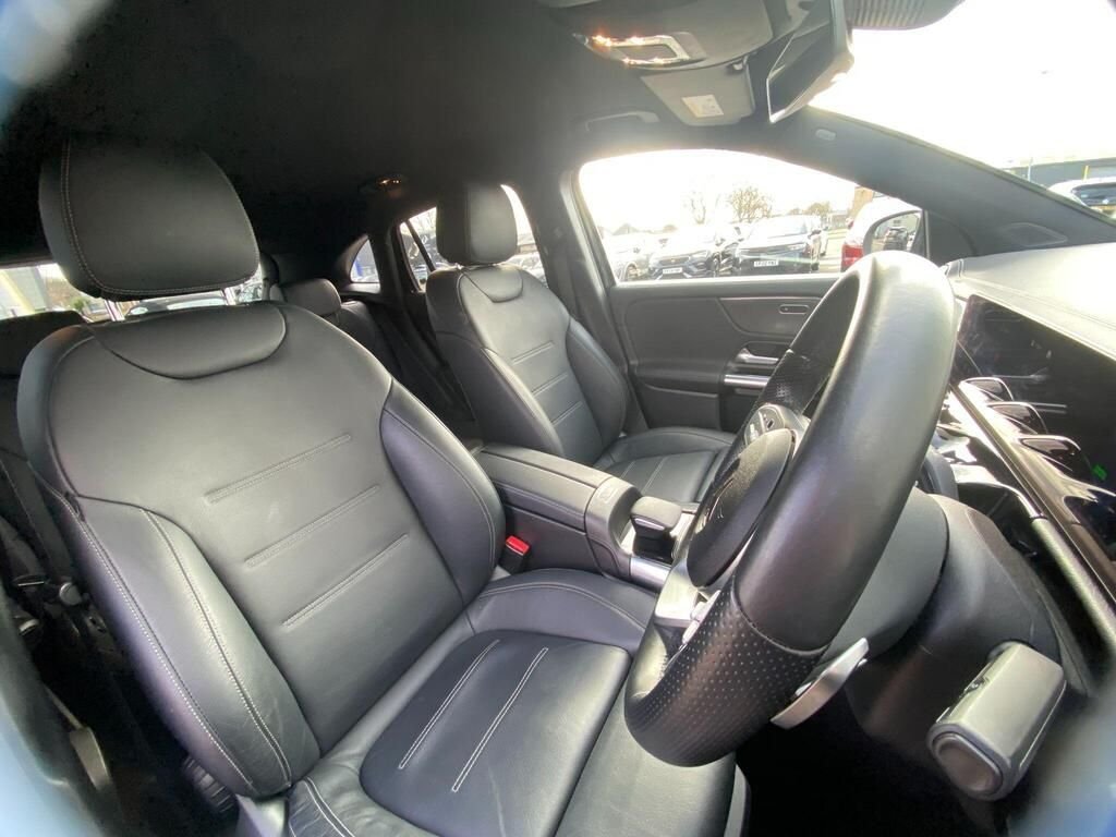 USED 2020 70 MERCEDES-BENZ GLA 1.3 GLA250e 15.6kWh Exclusive Edition SUV 5dr Petrol Plug-in Hybrid 8G-DCT Euro 6 (s/s) (218 ps) AMG&COMFORT&LIGHT&MIRROR PACKS