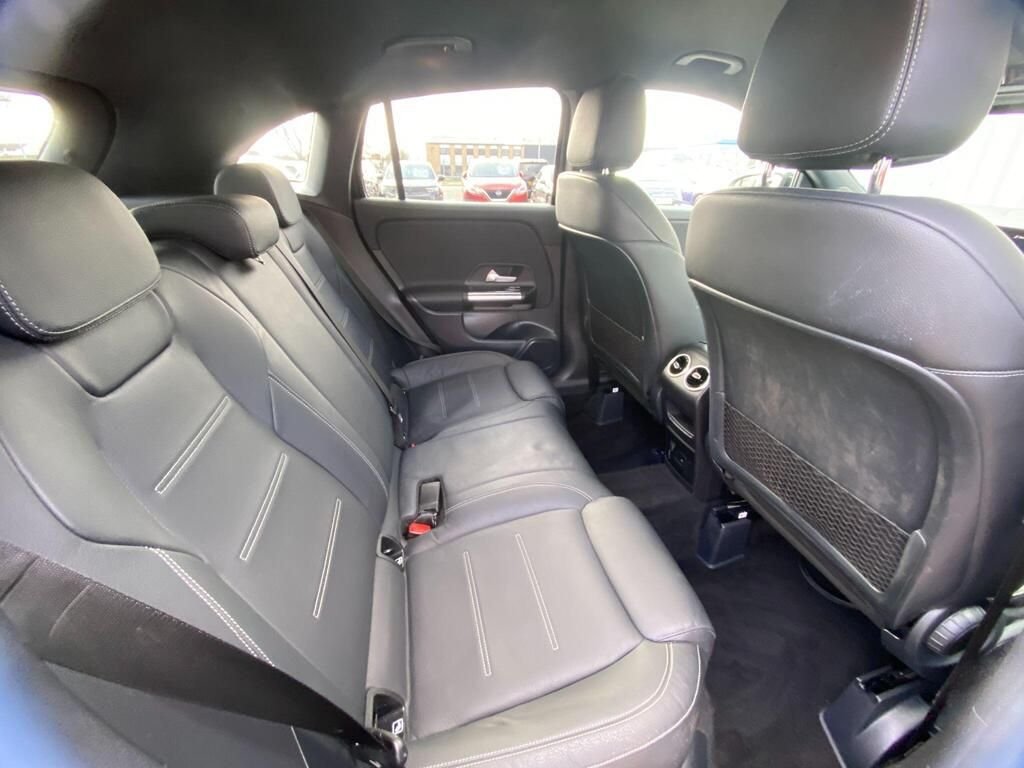 USED 2020 70 MERCEDES-BENZ GLA 1.3 GLA250e 15.6kWh Exclusive Edition SUV 5dr Petrol Plug-in Hybrid 8G-DCT Euro 6 (s/s) (218 ps) AMG&COMFORT&LIGHT&MIRROR PACKS
