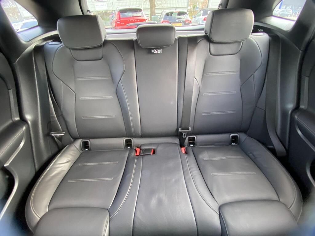 USED 2020 70 MERCEDES-BENZ GLA 1.3 GLA250e 15.6kWh Exclusive Edition SUV 5dr Petrol Plug-in Hybrid 8G-DCT Euro 6 (s/s) (218 ps) AMG&COMFORT&LIGHT&MIRROR PACKS