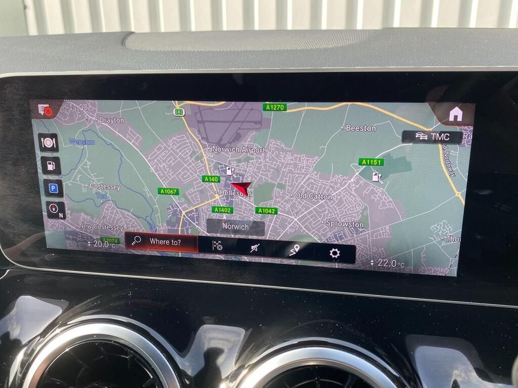 USED 2020 70 MERCEDES-BENZ GLA 1.3 GLA250e 15.6kWh Exclusive Edition SUV 5dr Petrol Plug-in Hybrid 8G-DCT Euro 6 (s/s) (218 ps) AMG&COMFORT&LIGHT&MIRROR PACKS