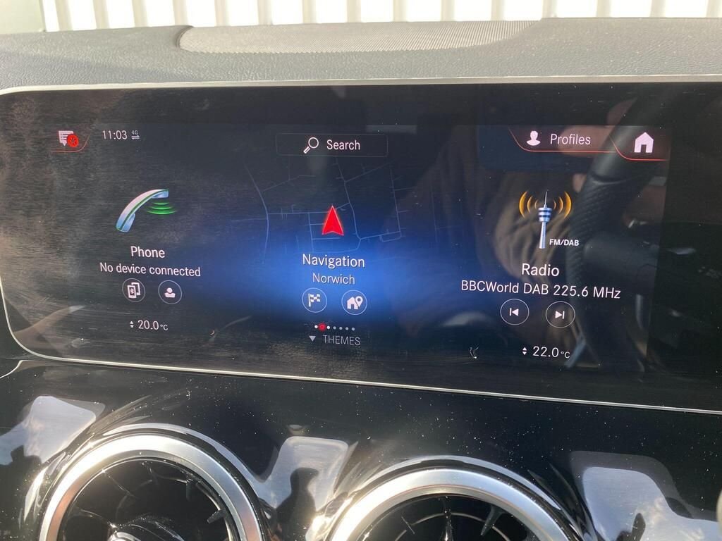 USED 2020 70 MERCEDES-BENZ GLA 1.3 GLA250e 15.6kWh Exclusive Edition SUV 5dr Petrol Plug-in Hybrid 8G-DCT Euro 6 (s/s) (218 ps) AMG&COMFORT&LIGHT&MIRROR PACKS