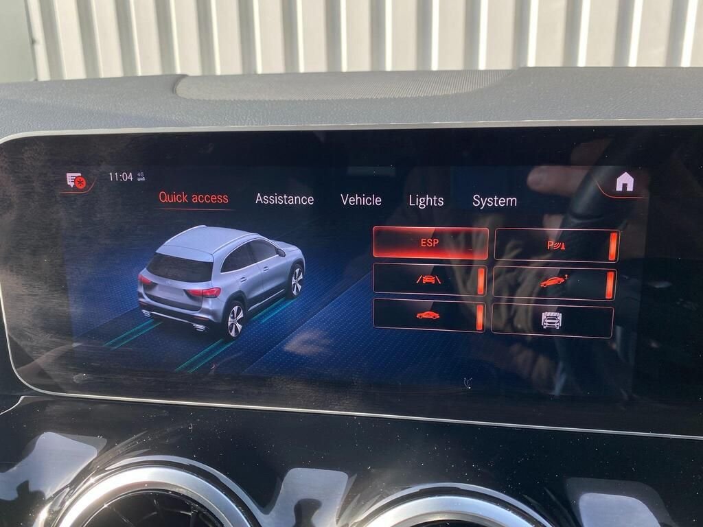 USED 2020 70 MERCEDES-BENZ GLA 1.3 GLA250e 15.6kWh Exclusive Edition SUV 5dr Petrol Plug-in Hybrid 8G-DCT Euro 6 (s/s) (218 ps) AMG&COMFORT&LIGHT&MIRROR PACKS