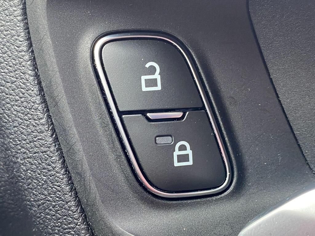 USED 2021 21 FORD KUGA 2.5 EcoBoost Duratec 14.4kWh ST-Line X SUV 5dr Petrol Plug-in Hybrid CVT Euro 6 (s/s) (225 ps) PANROOF+B&O+SAT NAV+FSH+1OWNER