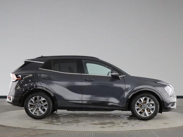 View our KIA SPORTAGE